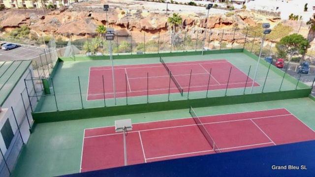 Les Vacances Au Club Paraiso Плая Параизо Екстериор снимка